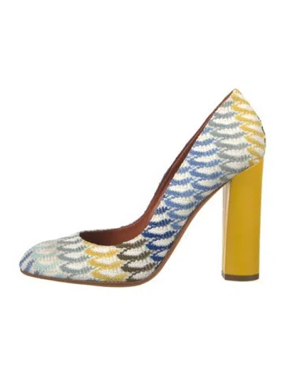 Pre-owned Missoni Patterned Pumps In Blue/yellow