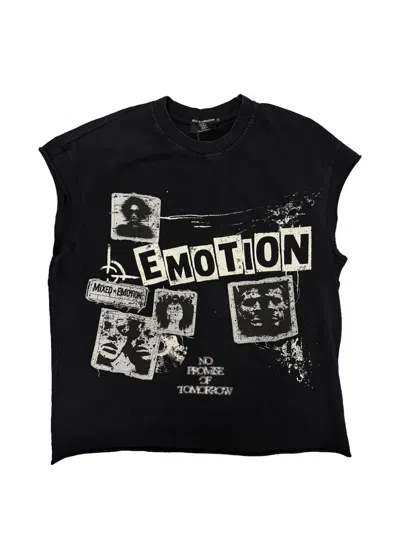 Mixed Emotion Newspaper Graphic-print Sleeveless T-shirt In Black