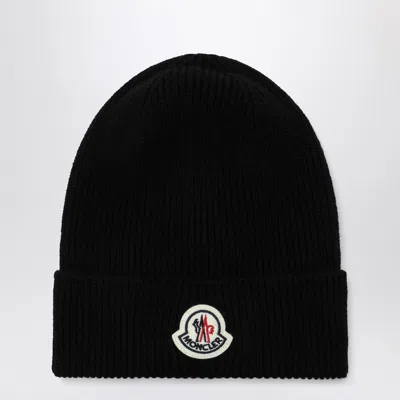 Moncler Black Wool Bonnet With Logo Patch