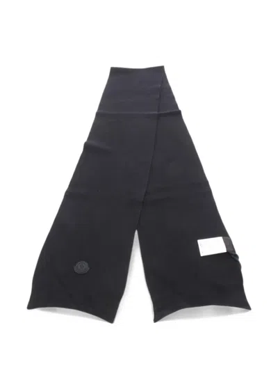 Pre-owned Moncler Vintage 2020s Logo-patch Scarf In Black