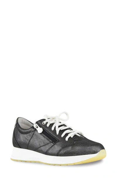 Munro Sutton Trainer In Black Metallic