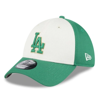 New Era Men's  White, Green Los Angeles Dodgers 2024 St. Patrick's Day 39thirty Flex Fit Hat In White,green