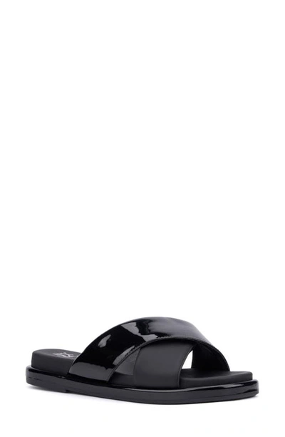 New York And Company Geralyn Slide Sandal In Black
