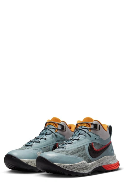 Nike React Sfb Carbon Boot In Grey/black/cobblestone