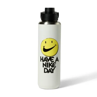 Nike Recharge Stainless Steel Chug Bottle (32oz) In Multi