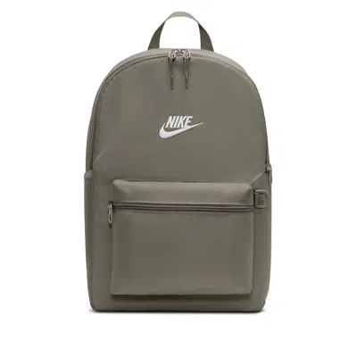 Nike Unisex Heritage Backpack 2.0 (23l) In Green