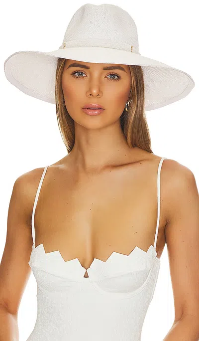 Nikki Beach Hut Saylor In White