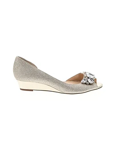 Pre-owned Nina Wedges In Ivory