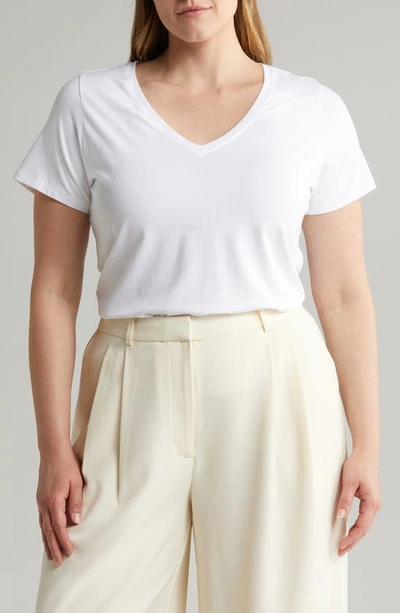 Nordstrom Everyday V-neck T-shirt In White