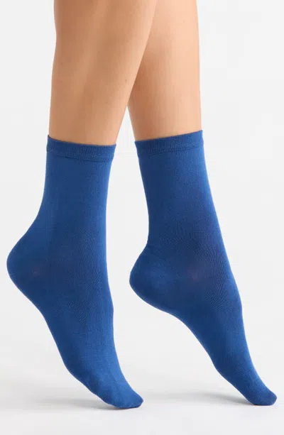 Nordstrom Solid Flat Knit Dress Socks In Blue