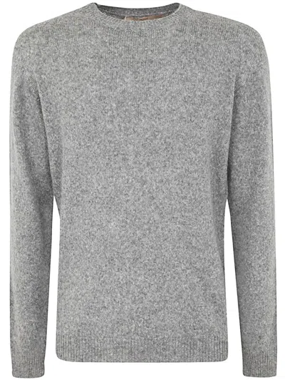 Nuur Long Sleeves Crew Neck Sweater In Gray