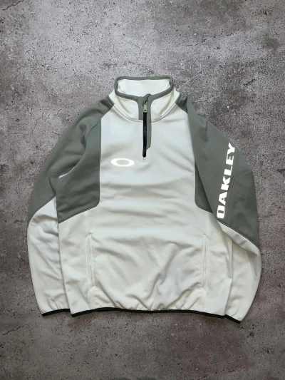 Pre-owned Oakley Reflective Logo Zip Up Fleece Jacket In Gray/white