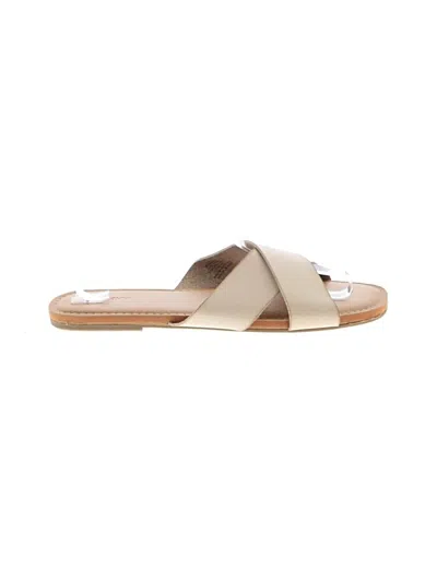 Pre-owned Old Navy Sandals In Ivory