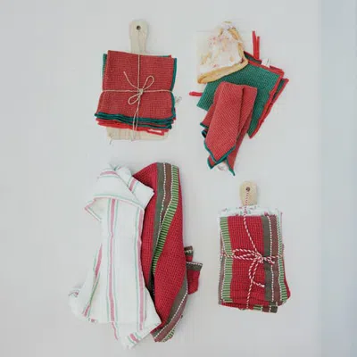 Olive Grove Artisan Stripe Cotton Tea Towel Set With Mango Wood Board In Multicolor