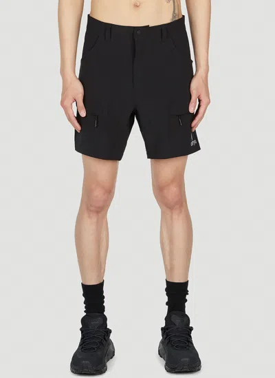 Ostrya Yarrow Hiking Shorts In Black