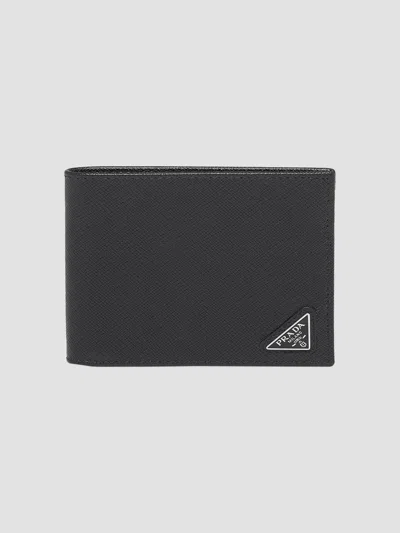 Prada Men's Saffiano Leather Wallet In Black