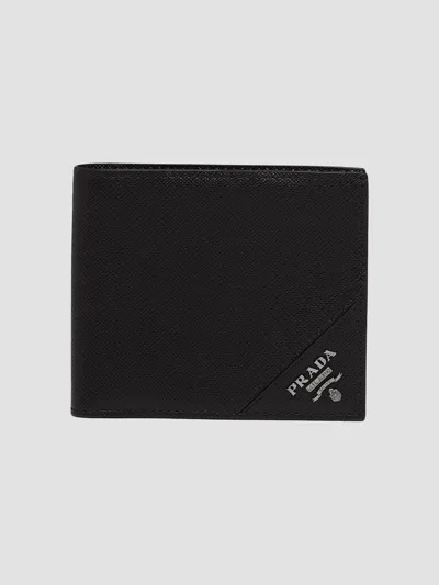 Prada Men's Saffiano Leather Wallet In Black