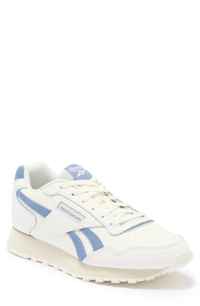 Reebok Glide Sneaker In Chalk