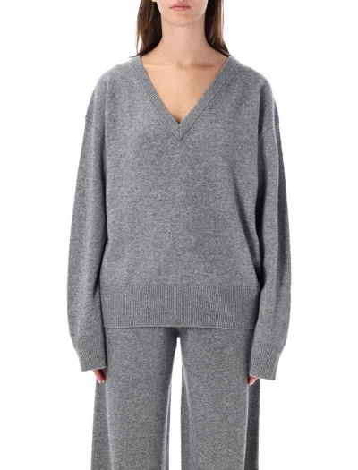 Rhea V-neck Cashmere-blend Sweater In Mid Gray
