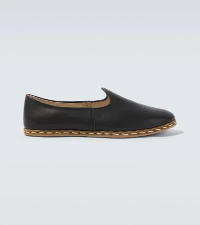 Sabah Leather Slip-on Shoes In Black