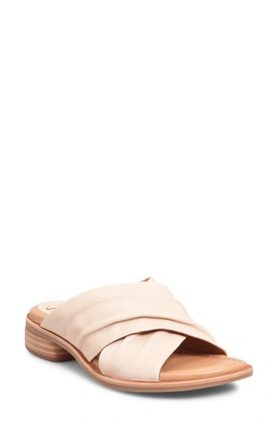 Söfft Fallon Slide Sandal In Tapioca