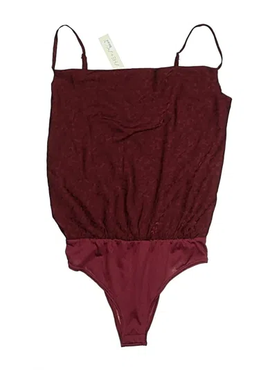 Pre-owned She + Sky Bodysuit In Burgundy