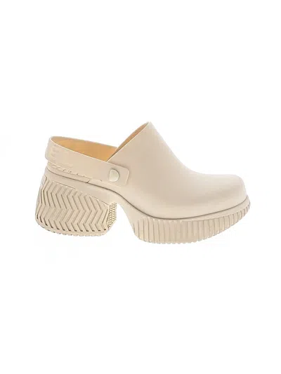 Pre-owned Sorel Mule/clog In Ivory