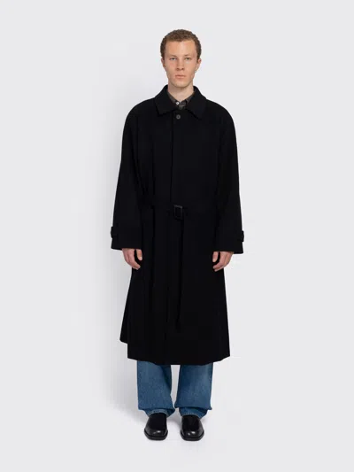Ssstein Wool Cashmere Raglan Sleeve Balmacaan Coat In Black