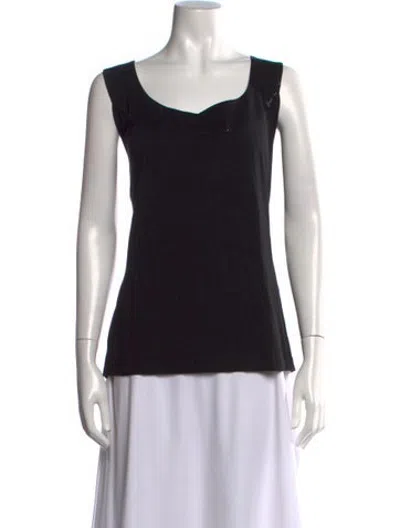 Pre-owned St. John Caviar Scoop Neck Sleeveless Top In Black