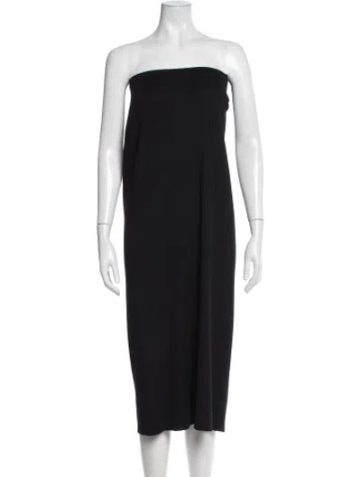 Pre-owned St John Midi Length Skirt In Black
