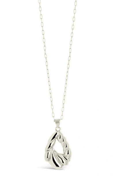 Sterling Forever Alouette Pendant Necklace In Metallic