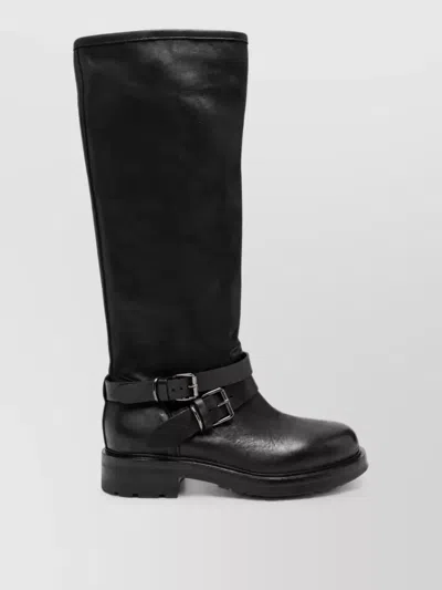Strategia Leather Boston Boots In Black
