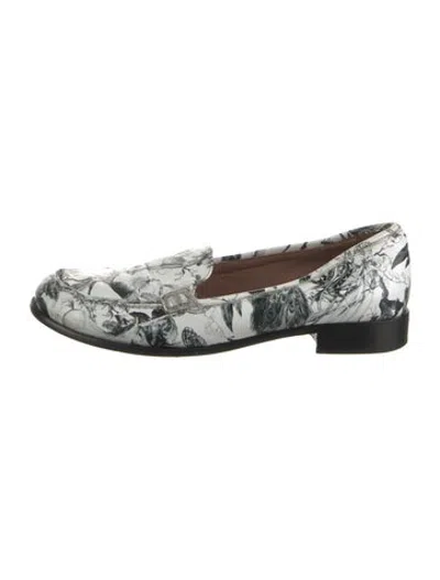 Pre-owned Tabitha Simmons Leather Printed Loafers In Silver