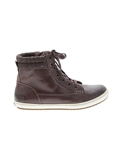 Pre-owned Taos Sneakers In Brown