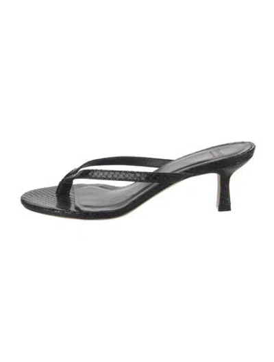 Pre-owned Theory Embossed Leather Animal Print Flip Flops In Black