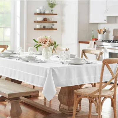 Threadmade Elegance Plaid Jacquard Tablecloth In White