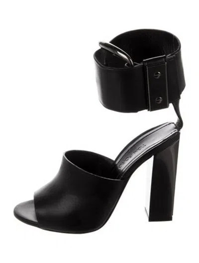 Pre-owned Tom Ford Leather Mules In Black