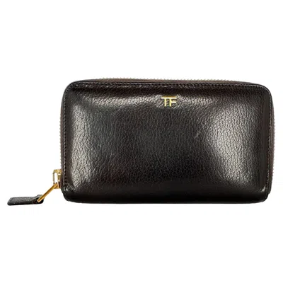 Tom Ford Logo Zip-around Wallet In Brown Leather