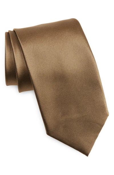 Tom Ford Solid Mulberry Silk Twill Tie In Hazelnut