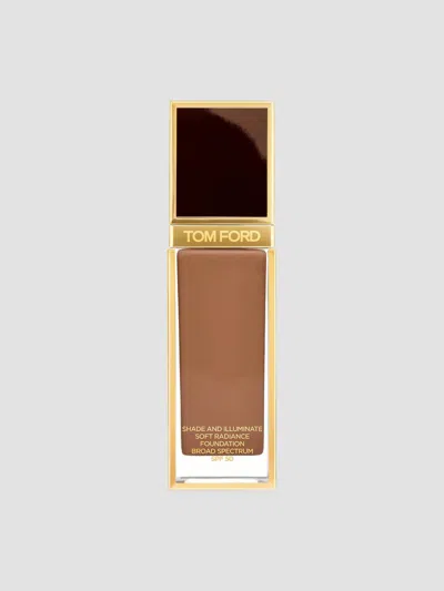 Tom Ford Women's Shade & Illuminate Soft Radiance Foundation Spf 50 In 11.5 Warm Nutmeg