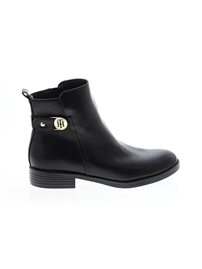 Pre-owned Tommy Hilfiger Ankle Boots In Black