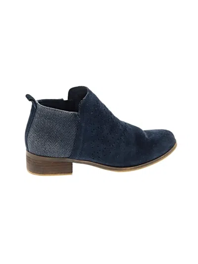 Pre-owned Toms Ankle Boots In Blue