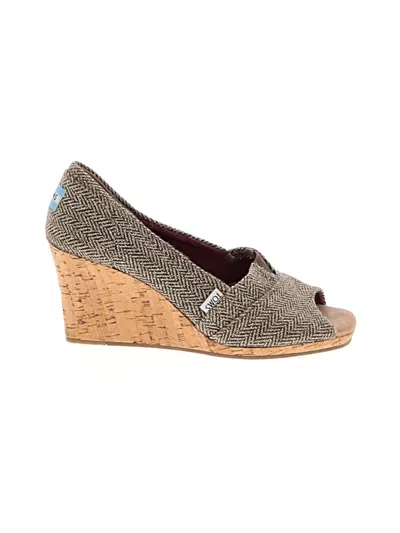 Pre-owned Toms Wedges In Brown