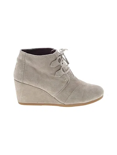 Pre-owned Toms Wedges In Gray