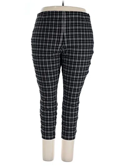 Pre-owned Torrid Casual Pants In Black