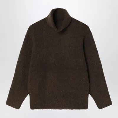 Totême Bouclé Turtleneck Pepper In Brown