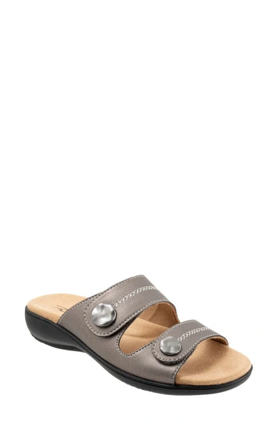 Trotters Ruthie Stitch Slide Sandal In Pewter