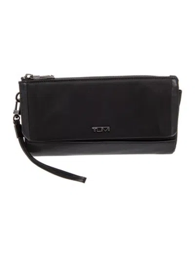 Pre-owned Tumi Leather Clutch In Black