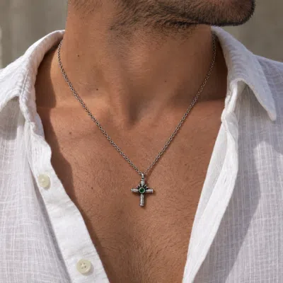 Unaloe Silver / Green Men's Emerald Cross Necklace – Hammered Sterling Silver Pendant In Silver/green