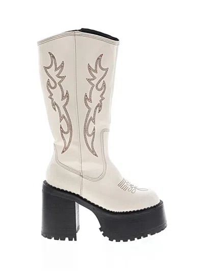 Pre-owned Unbranded Boots In Ivory